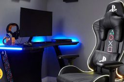 Xrocker-sony-playstation–Amarok-PC-Gaming-chair-with-LED-lighting-blog